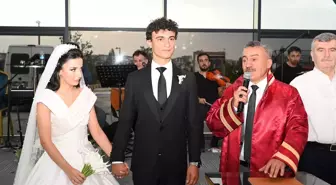 Seydişehir Belediye Başkanı Mehmet Tutal, oğlu Furkan Tutal'ı evlendirdi