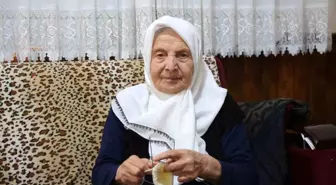 112 Yaşındaki Fatma Demir, Sadece Bir Kez Hastaneye Gitti