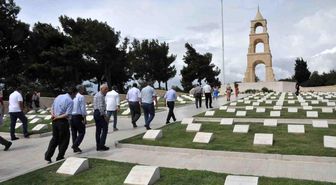 Çanakkale'de şehit düşen dedelerini unutmadılar