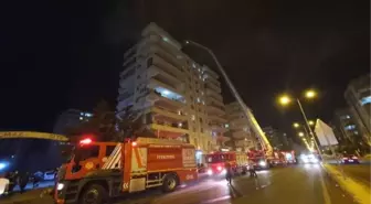 Diyarbakır'da 9 Katlı Apartmanın Çatısında Yangın Çıktı