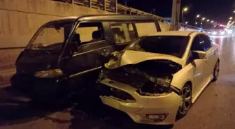 Samsun'da 3 aracın karıştığı trafik kazasında 7 kişi yaralandı