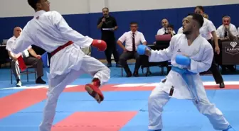 Tavşanlı'da Karate Turnuvası Ödül Töreniyle Son Buldu