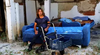 Adana'da Engelli Kişi Kirasını Ödeyemeyince Sokağa Atıldı
