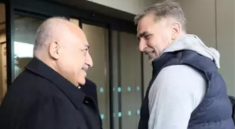 TFF Başkanı Büyükekşi, Stefan Kuntz ile yolların ayrılacağı iddialarını yalanladı