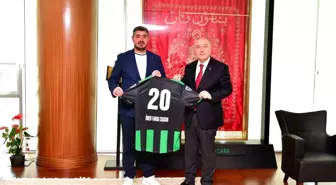 Denizlispor Başkanı Mehmet Uz ve yönetimi Denizli Valisi Ömer Faruk Coşkun ile buluştu