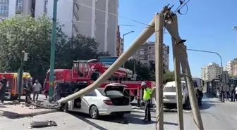 Konya'da Trafik Kazası: Tramvay Seferleri Aksadı, 1 Kişi Yaralandı