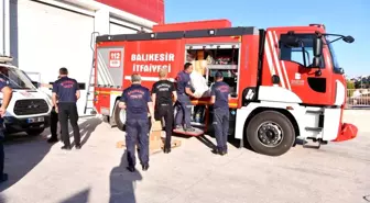 Balıkesir Büyükşehir Belediyesi Libya'ya Arama Kurtarma Ekibi Gönderdi