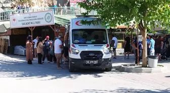 Saklıkent Milli Parkı'nda Kaya Parçaları Düştü: 5 Turist Yaralandı