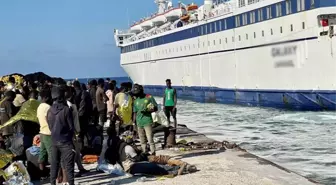 İtalya'nın Lampedusa Adası'na göçmen akını! 'Acil durum' ilan edildi