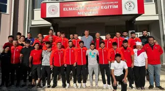 Serbest Güreş Milli Takımı, 2023 Dünya Güreş Şampiyonası için Sırbistan'a gitti