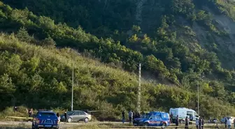 Sinop'un Türkeli ilçesinde yol kenarında erkek cesedi bulundu