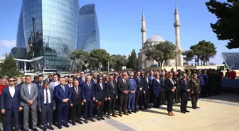 Bakü'nün kurtuluşunun 105. yıl dönümü dolayısıyla Türk Şehitliği'nde tören düzenlendi