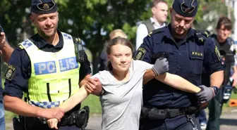 Greta Thunberg İsveç'te Gözaltına Alındı