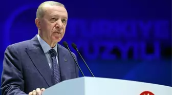 Son Dakika: Cumhurbaşkanı Erdoğan'dan ücretli öğretmen ve yüksek lisans öğrencilerine çifte müjde: Ek ders ücretleri ve burslar artıyor