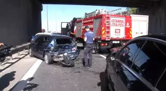 TEM Otoyolu'nda Zincirleme Kaza: 2 Yaralı