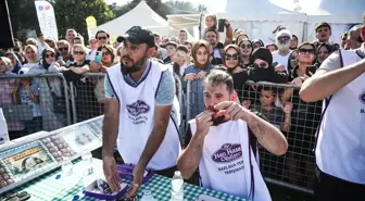 Bursa Gastronomi Festivali'nde Baklava Yeme Yarışması