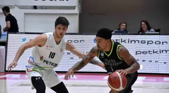 Aliağa Petkimspor, Y. Merkezefendi Belediye Basketbol Takımı'nı mağlup etti