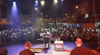 Konya Hüyük'te muhtarlar Belediye Başkanı'na kılıç hediye etti