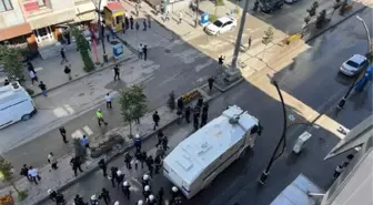 Hakkari'de PKK Operasyonlarını Protesto Etmek İsteyen Gruba Polis Müdahalesi