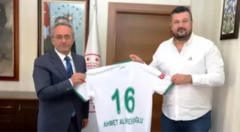 Bursaspor Kulübü İl Milli Eğitim Müdürlüğü'nü Ziyaret Etti