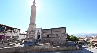 Ahi Şerefeddin Camisi UNESCO Dünya Mirası Listesi'ne alındı