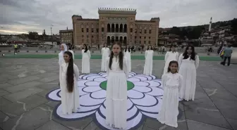 Srebrenitsa Anıt Merkezi'nin açılışı 20. yıl töreniyle kutlandı