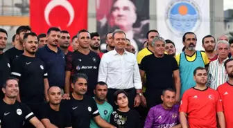 Mersin Büyükşehir Belediyesi Gençlik ve Spor Hizmetleri Dairesi Başkanlığı tarafından birimler arası futbol turnuvası düzenlendi