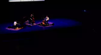 Uri Gincel Trio İzmir Avrupa Caz Festivali'nde Sahne Aldı