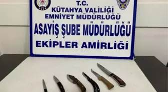 Kütahya'da polis ekipleri tarafından gerçekleştirilen Dar Bölge uygulamasında 237 kişi ve 120 araç kontrol edildi