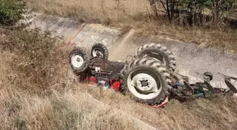 Isparta'da traktör kazası: Sürücü hayatını kaybetti