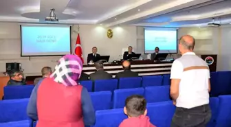 Ardahan Valisi Hayrettin Çiçek, Halk Günü toplantısı düzenledi