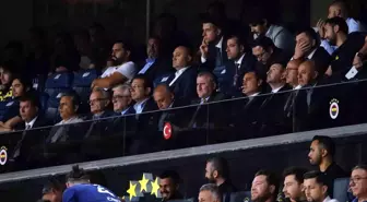 A Milli Futbol Takımı'nın yeni teknik direktörü Vincenzo Montella, Fenerbahçe-Nordsjaelland maçını tribünden izledi
