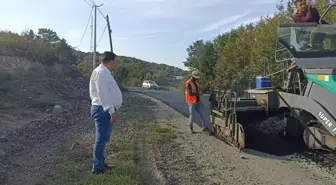 Demirköy ilçesinde yol yapım çalışması devam ediyor