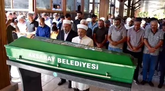 Aksaray'da yangında hayatını kaybeden çocuğun cenazesi toprağa verildi