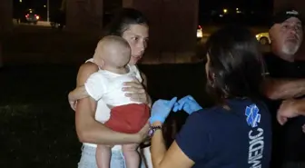 Antalya'da tur minibüsü ambulansa çarptı, sürücü sıkıştı