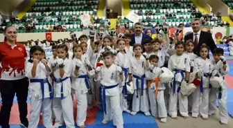 Yıldırım Belediyesi Sporcuları 3. Esat Delihasan Kyokushın Karate Kupası'nda 50 Madalya Kazandı