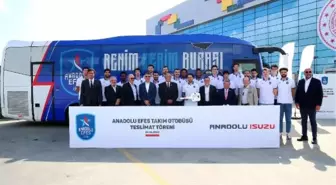 Anadolu Isuzu, Anadolu Efes'e yeni sezonda da destek verecek