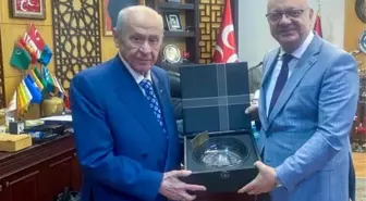 Manisa Büyükşehir Belediye Başkanı Cengiz Ergün, MHP Genel Başkanı Devlet Bahçeli'yi Ziyaret Etti