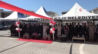 Gülben Ergen'in derneği tarafından Kilis'te yapılan okul faaliyete açıldı