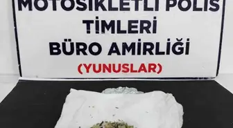 Kütahya'da Motosikletli Şahıstan Bonzai Ele Geçirildi