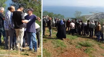 Manzaralı mezar yeri almak için talepte bulunan vatandaşlar birbirine girdi