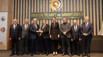 TSO Meclis Üyelerine Camiaya Katkılarından Dolayı Plaket Verildi