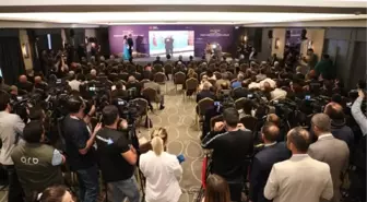 Tuzla Belediye Başkanı Yazıcı, '27. Zoom Ödül Töreni'ne katıldı