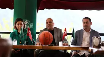 Uludağ Basketbol Başkanı Aşkın Değirmeci ve Yönetim Kurulu Basın Toplantısı Gerçekleştirdi