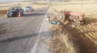 Kırıkkale'de otomobil ile traktör çarpıştı, 2 kişi yaralandı