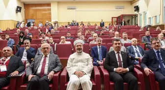 Diyanet İşleri Başkanı Ali Erbaş, İslam dünyasının bilgiyi güçlendirmesi gerektiğini belirtti