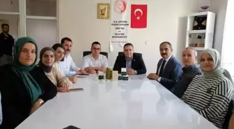 Vali Yardımcısı Çermikli kadın girişimcilerin el emeği ürünlerini inceledi