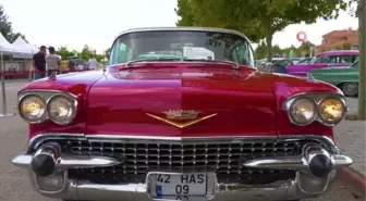 Konya'da Klasik Otomobil Sergisi Açıldı