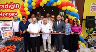 Özhan Market, Uğur Mumcu Mağazasıyla Şube Sayısını 50'ye Çıkardı