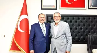 Veysel Eroğlu, İnönü Belediye Başkanı Kadir Bozkurt'u ziyaret etti